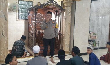 Kapolsek-Tulangan-Ajak-Santri-Cegah-Narkoba-dan-Hindari-Pergaulan-Bebas